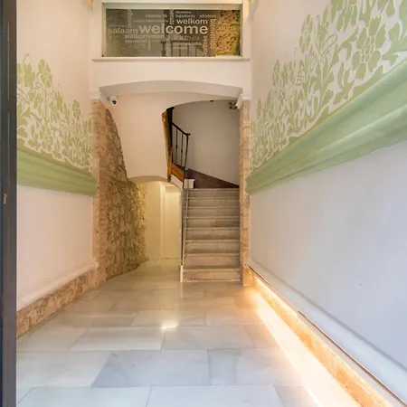 Happy People Sagrada Familia Apartment *